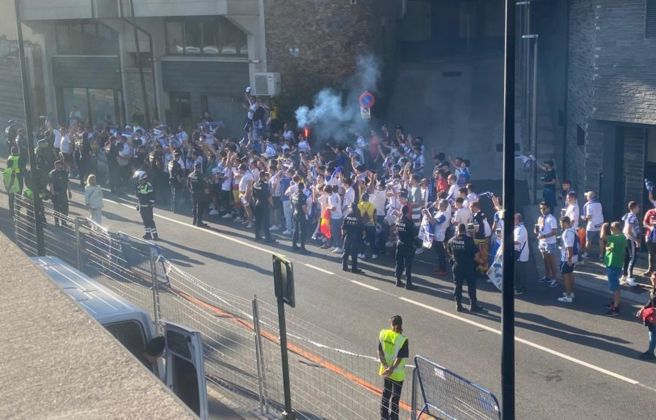 Més de mig miler daficionats del Saragossa collapsen els entorns de