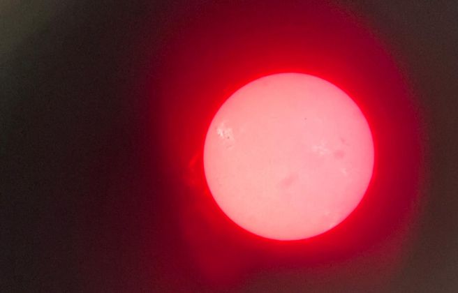 Així es veia el sol vist des del telescopi. 