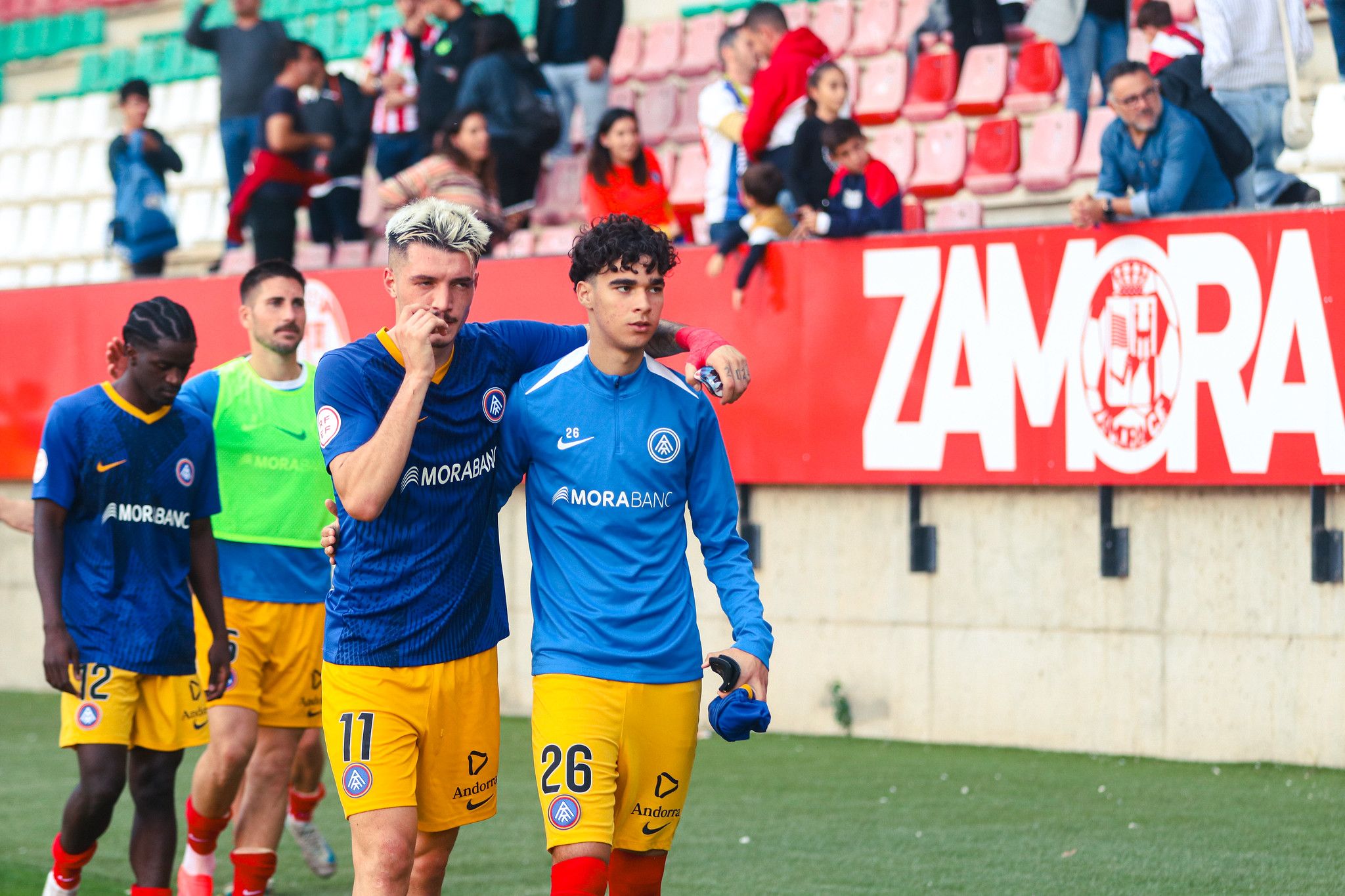 Lautaro de León, en acabar el partit amb Bilal Achhiba. 