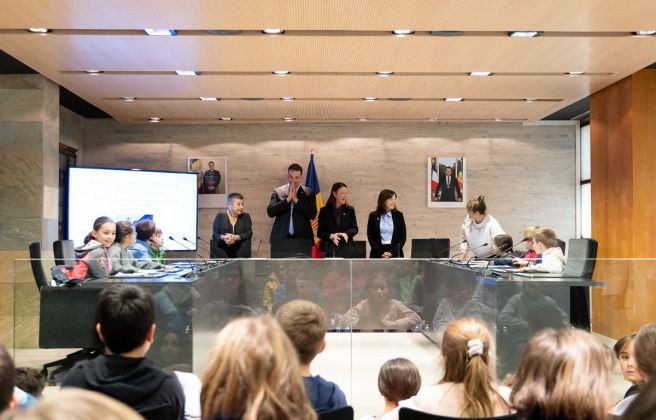 Un moment de la sessió del Consell d'Infants d'Ordino.