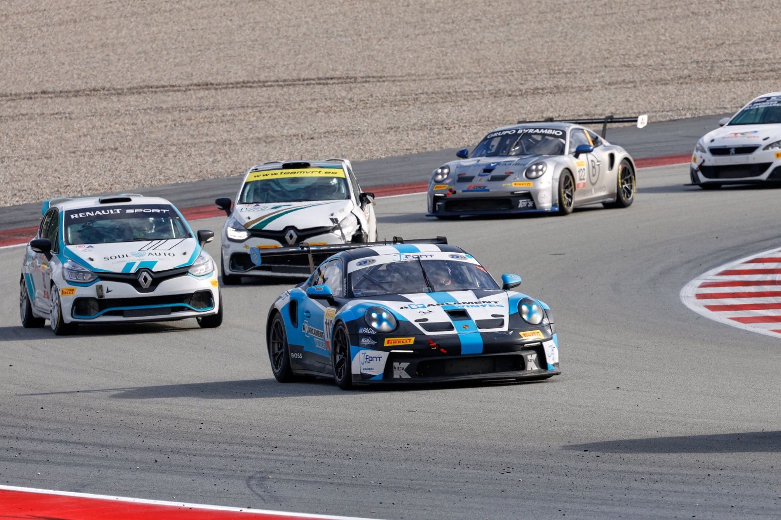 El Porsche 992 GT3 Cup de Baporo Motorsport que pilota Joan Vinyes.