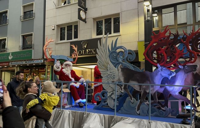 Arribada del Pare Noel a la parròquia.