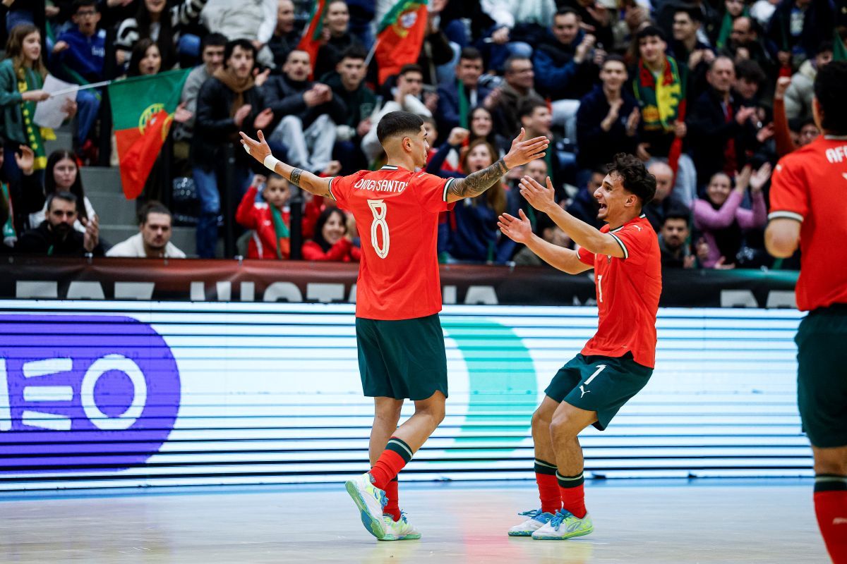 Diogo Santos, celebrant el primer gol de la nit contra Andorra. Diogo Santos, celebrant el primer gol de la nit contra Andorra.
