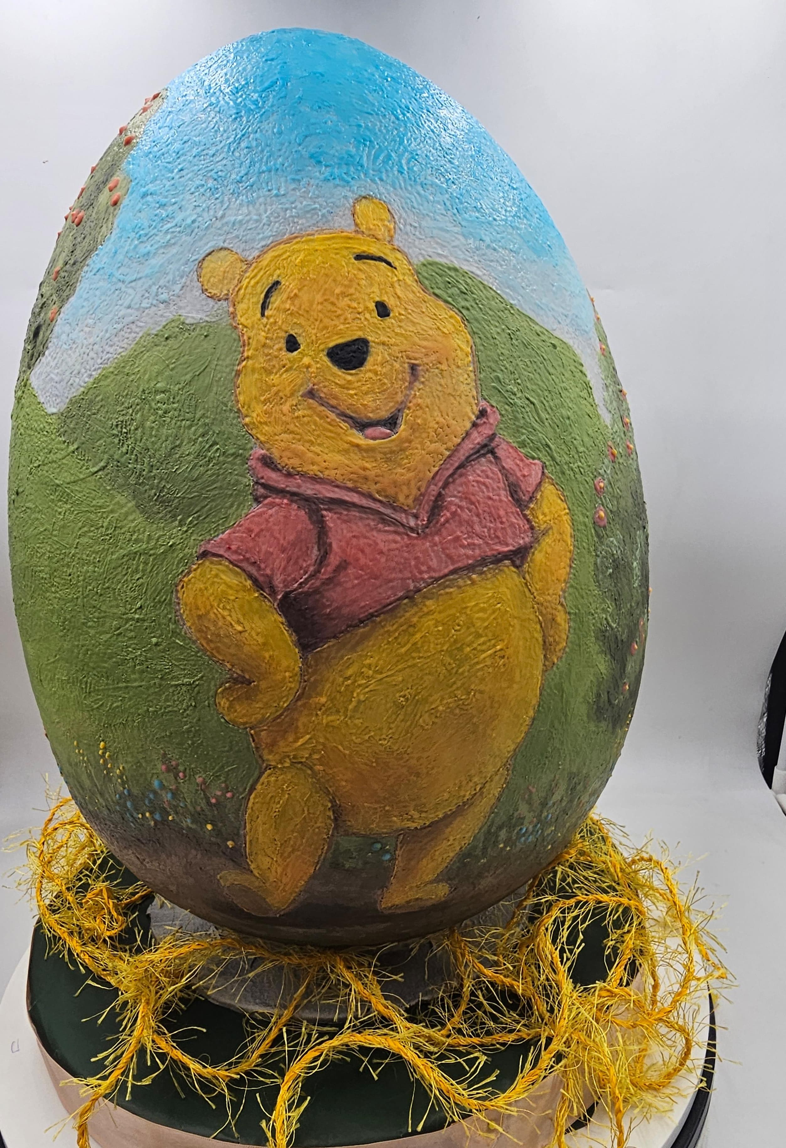 Un dels ous més ben treballats d'aquesta Pasqua, dissenyat per l'artista Margarida Cepeda i elaborat per Alexis Estopiñan. Un dels ous més ben treballats d'aquesta Pasqua, dissenyat per l'artista Margarida Cepeda i elaborat per Alexis Estopiñan.