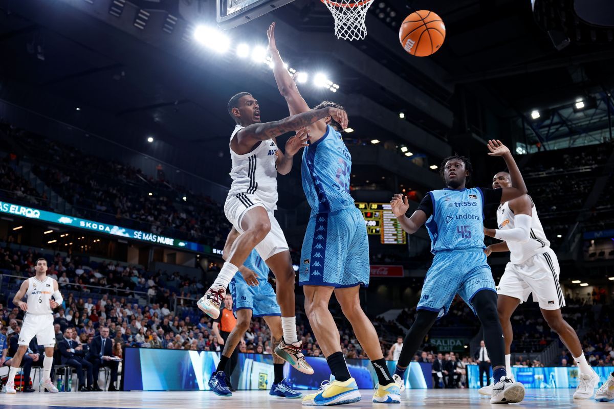 Una imatge de la primera meitat del duel entre el Reial Madrid i el MoraBanc Andorra. Una imatge de la primera meitat del duel entre el Reial Madrid i el MoraBanc Andorra.