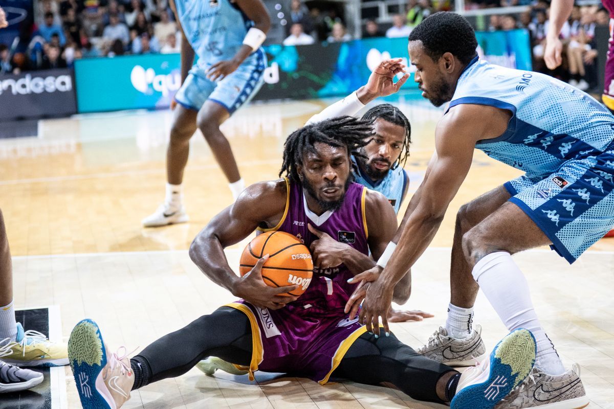 Ha estat un duel molt bregat per ambdós costats, amb l'Andorra guanyant la partida al Lleida. Ha estat un duel molt bregat per ambdós costats, amb l'Andorra guanyant la partida al Lleida.